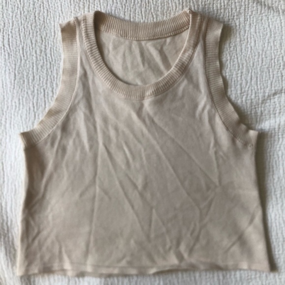 Silk crop top - Picture 1 of 6